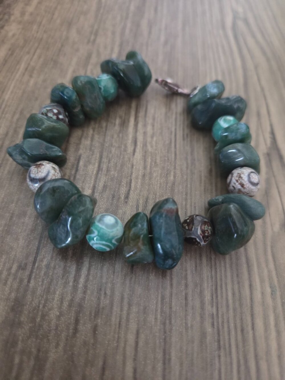 Green Polished Stone Beaded Bracelet